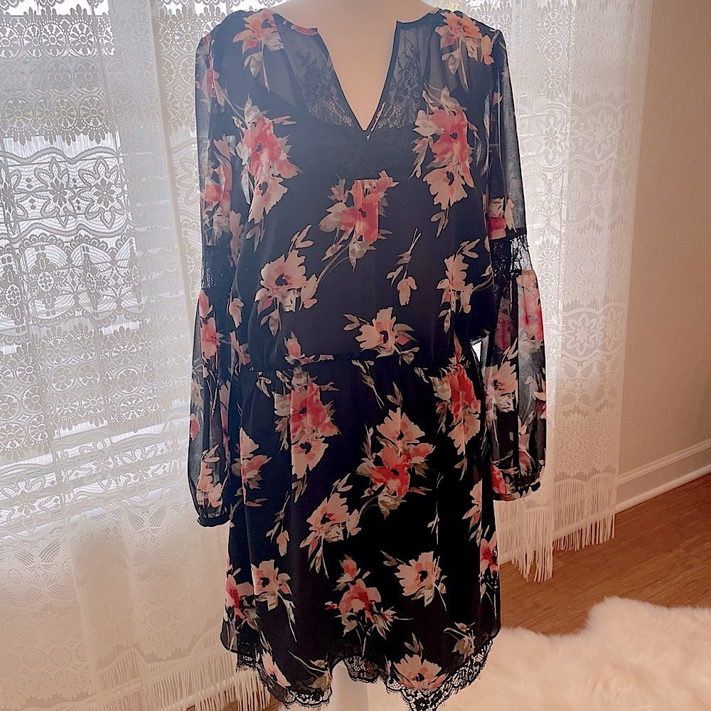 EUC WHBM Floral Dress